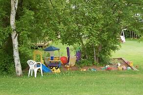 North Rustico Motel and Cottages