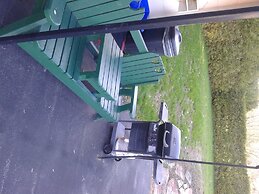 Capricorn Motel Royale Thousand Islands