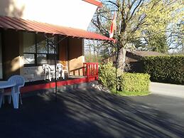 Capricorn Motel Royale Thousand Islands