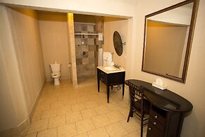 Niagara Crossing Hotel & Spa