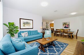 Vista Cay by Cosy Casas