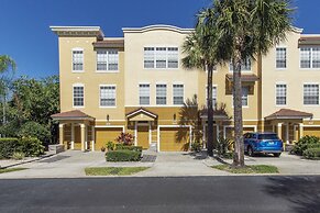 Vista Cay by Cosy Casas