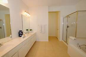 Vista Cay by Cosy Casas