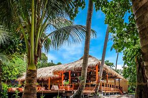 Ten Moons Lipe Resort