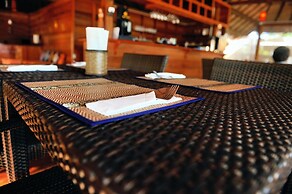 Ten Moons Lipe Resort