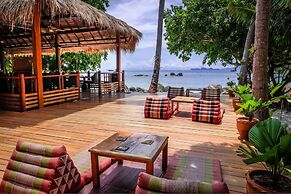 Ten Moons Lipe Resort