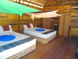 Zanom Sunrise Beach Resort