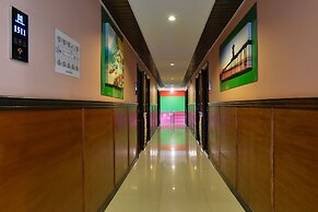 Media Hotel & Residence