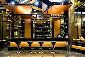 Media Hotel & Residence