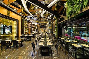 Media Hotel & Residence