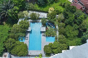 Sunday Hotel Near Petronas Twin Tower (Formerly Suasana Suites)