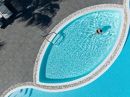 Amber Light Villas Santorini