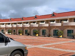 Howard Kenting Wonder House