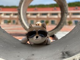 Howard Kenting Wonder House