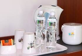 Howard Kenting Wonder House