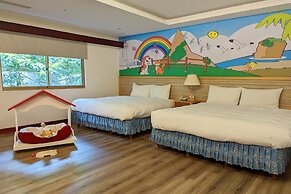 Howard Kenting Wonder House