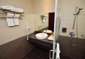 Howard Kenting Wonder House