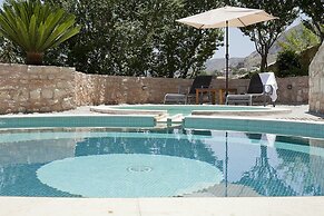 Kastellos Village - Central Complex