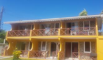 Kings Landing Hotel