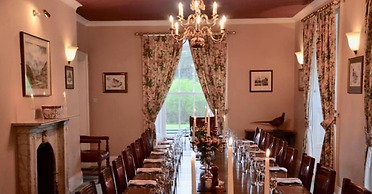 Delphi Lodge & Estate