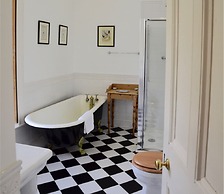 Delphi Lodge & Estate