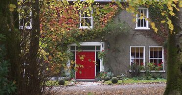 Delphi Lodge & Estate