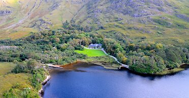 Delphi Lodge & Estate