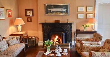 Delphi Lodge & Estate