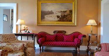 Delphi Lodge & Estate