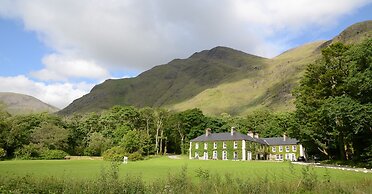 Delphi Lodge & Estate