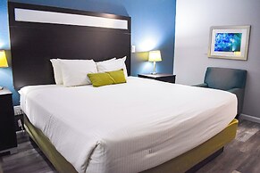 Baymont by Wyndham Midland Center