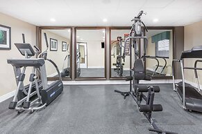 Baymont by Wyndham Midland Center