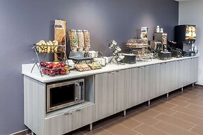 Microtel Inn & Suites by Wyndham West Fargo Medical Center