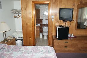 Northern Peaks Motor Inn