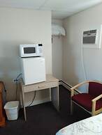 Northern Peaks Motor Inn