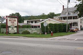 Northern Peaks Motor Inn