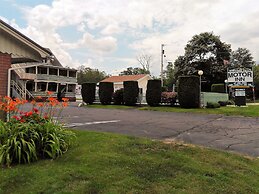 Northern Peaks Motor Inn