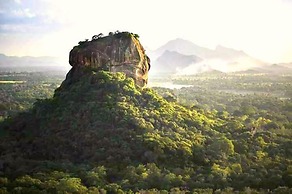 Birdwing Sigiriya