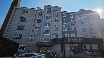 Pungnam Family Hotel