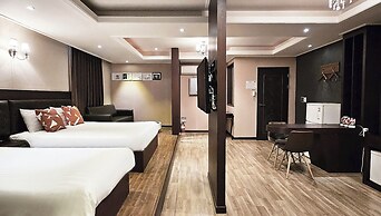 Pungnam Family Hotel