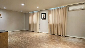 Pungnam Family Hotel