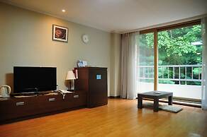 Chungju Suanbo Park Hotel