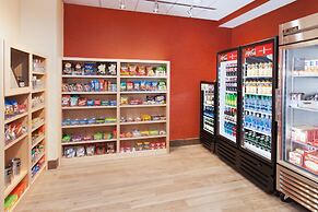 Holiday Inn Express & Suites Sandusky by IHG