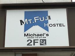 Mt Fuji Hostel Michael's