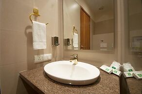 Hotel Le Roi Haridwar @ Har Ki Pauri Road