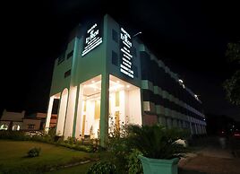 Hotel Le Roi Haridwar @ Har Ki Pauri Road