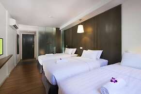 T+ Hotel Butterworth