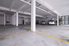 T+ Hotel Butterworth