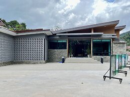 Khao Sok River Lodge Hotel