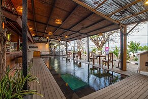 Scallywags Beach Club